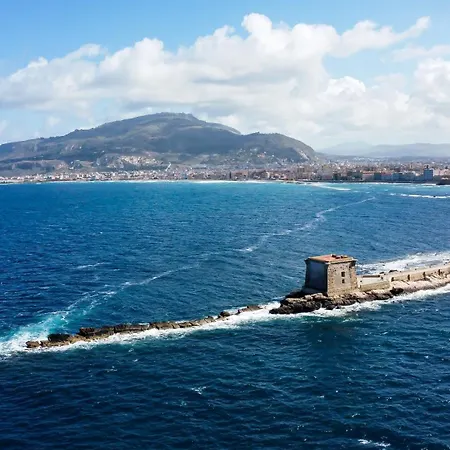 Domvs Cementina Con Vista Mare Lägenhet Trapani